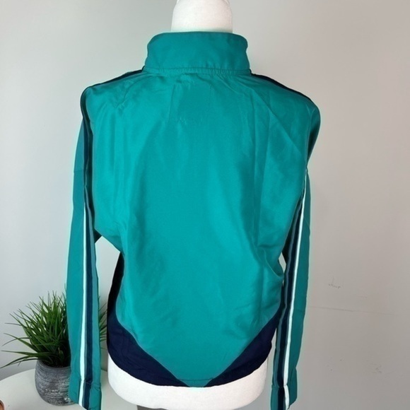 U.S. Polo Assn. Turquoise Rapids Color Block Cropped Popover Top size nedium - Picture 6 of 9